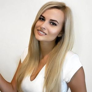 Meet your Posher, Anna